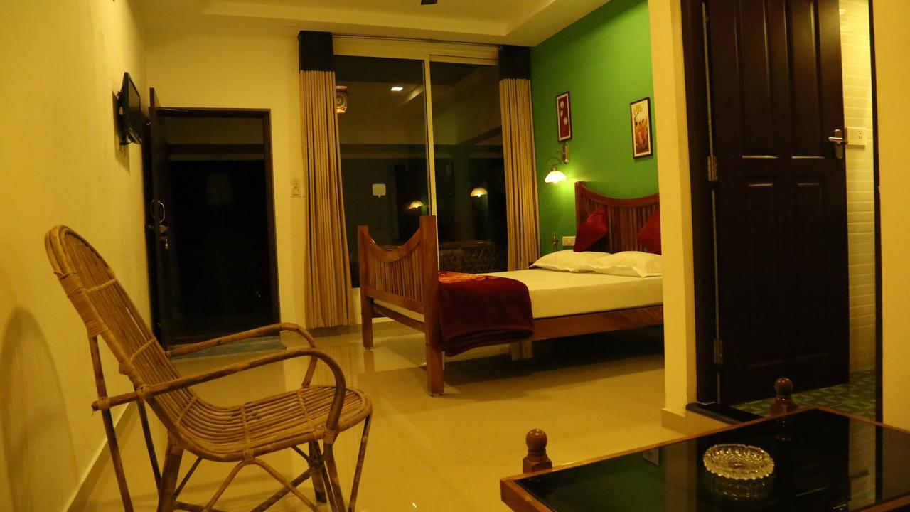 Tranquil Valley Resort 蒙纳 外观 照片