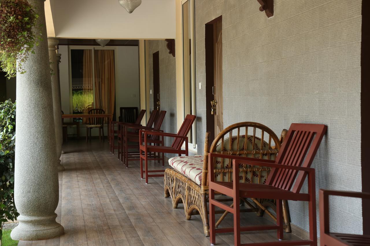 Tranquil Valley Resort 蒙纳 外观 照片