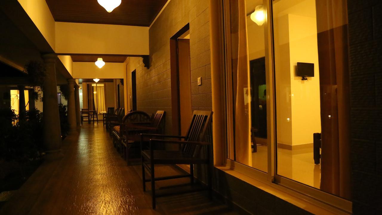 Tranquil Valley Resort 蒙纳 外观 照片